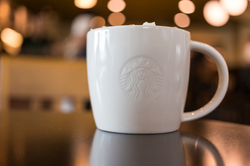 Starbucks | Cómo Starbucks juega con el diseño y la imagen de marca