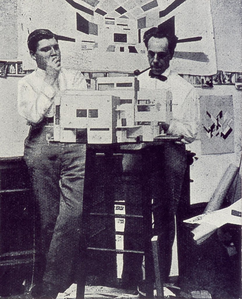 bau