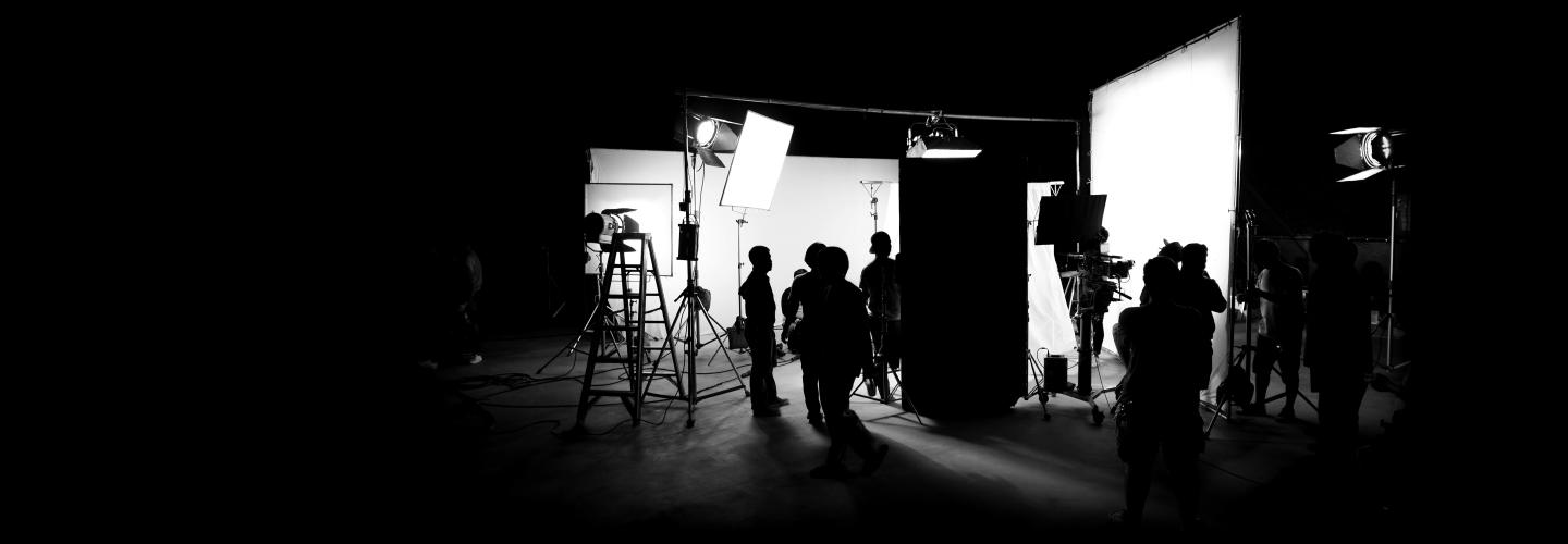 ESDESIGN nos abre las puertas al sector de la Producción y la Comunicación Audiovisual ESDESIGN nos abre las puertas al sector de la Producción y la Comunicación Audiovisual