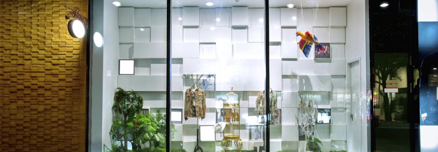 los-10-tipos-de-escaparates-que-todo-disenador-comercial-debe-conocer.jpg los-10-tipos-de-escaparates-que-todo-disenador-comercial-debe-conocer.jpg