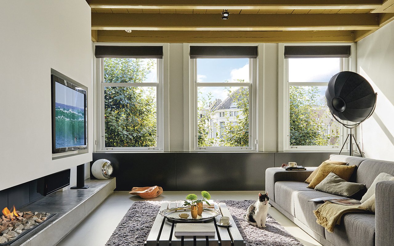 Lamp Fortuny, Mariano Fortuny, 1907. Casa Utrecht, Remy Meijers, 2016 © Eugeni Pons