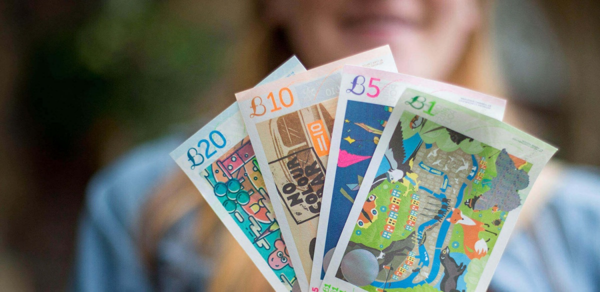 Moneda local, social y digital