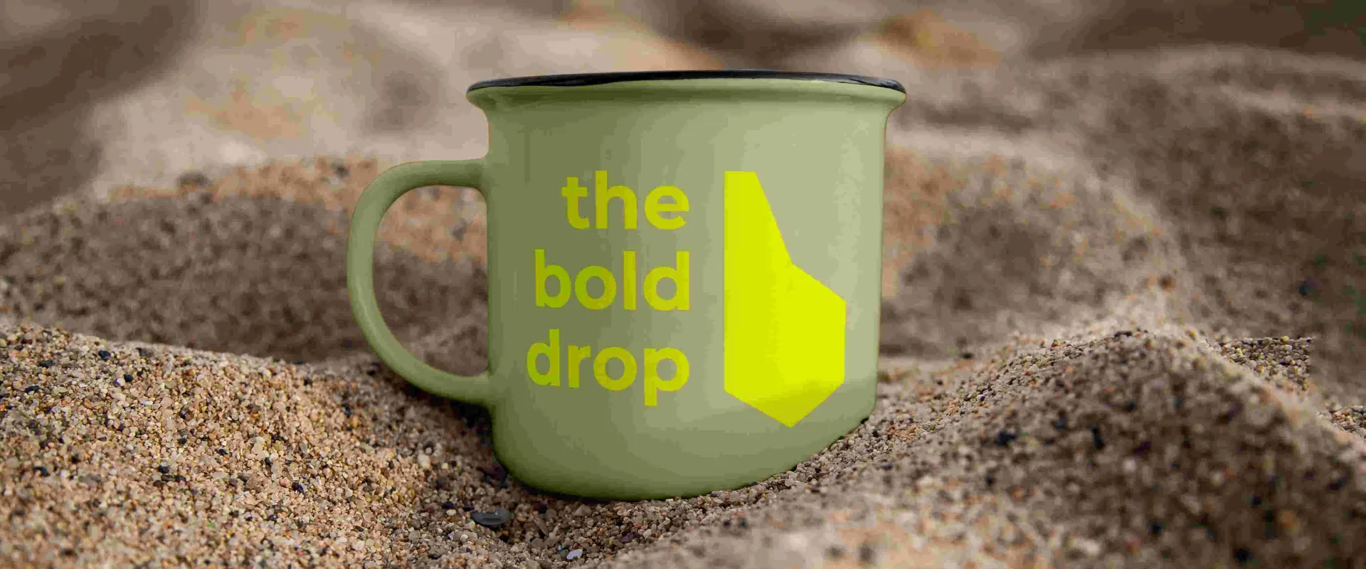 Proyecto_ The Bold Drop_Mockup_Mug
