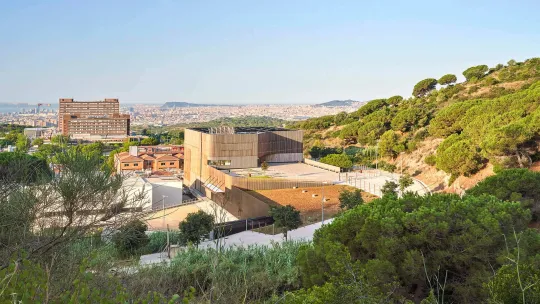 Máster-paisajismo-centro_medicina_lluis_corbella_0