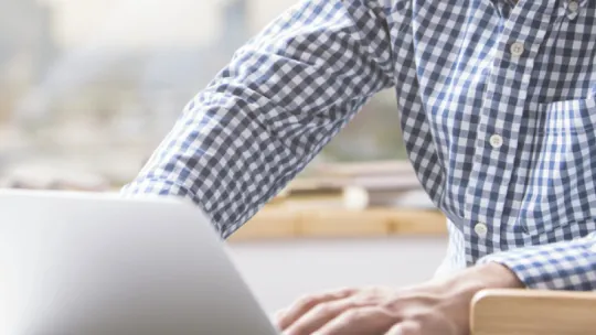 Opciones de posgrado en España para especializarse en comunicación y diseño