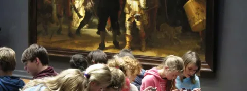 El móvil, los jóvenes y los prejuicios