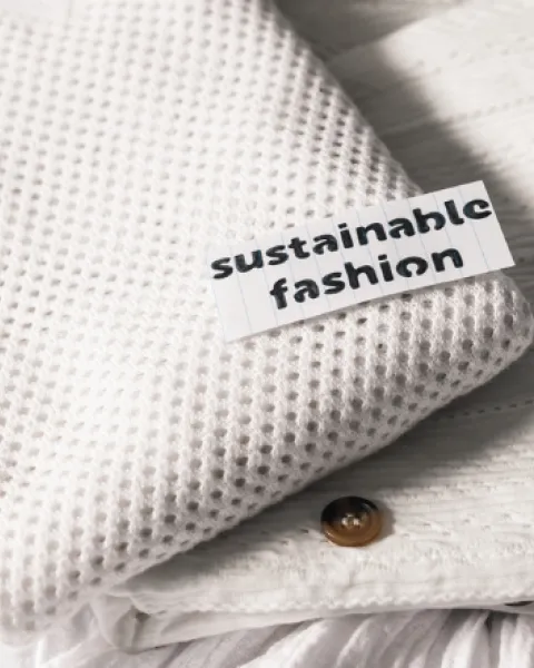 Slow fashion: qué es y cómo funciona