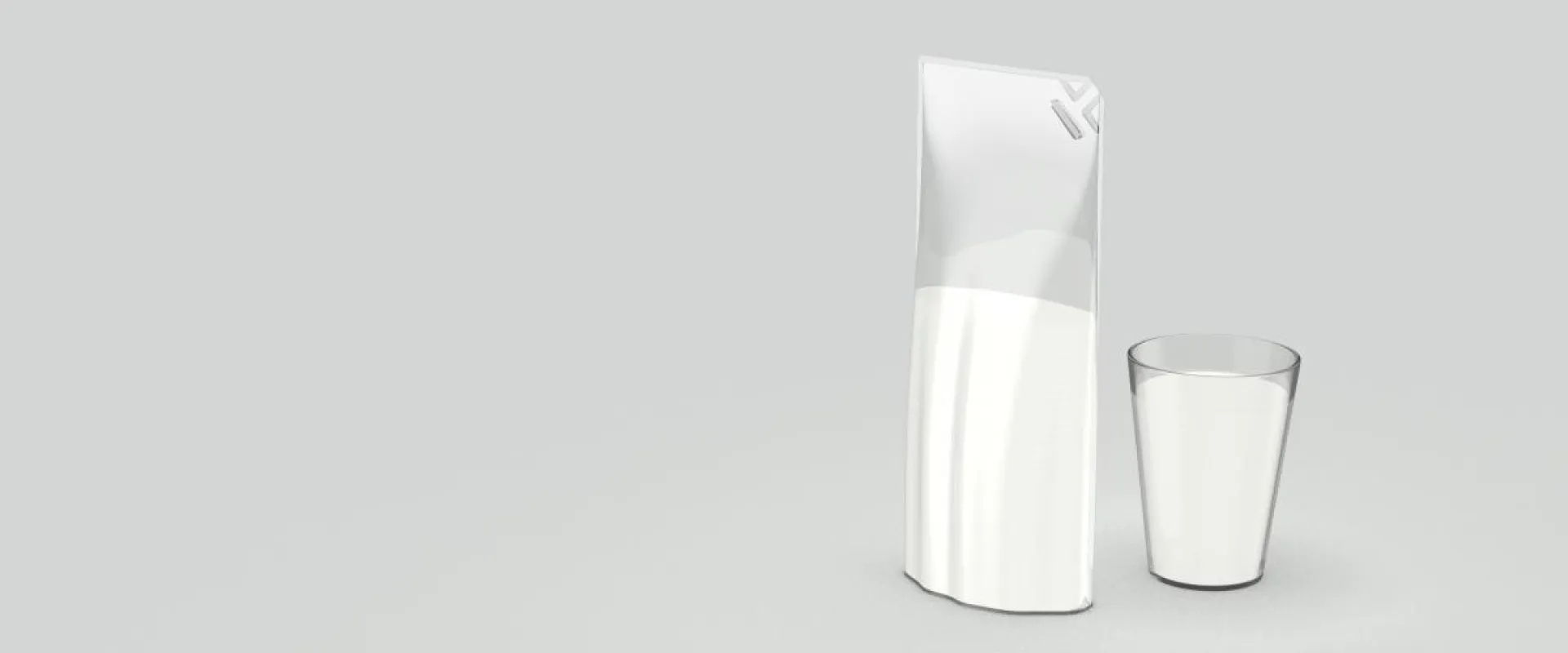 ecobol_medio_lleno_y_vaso_de_leche_02_-_copy.jpg