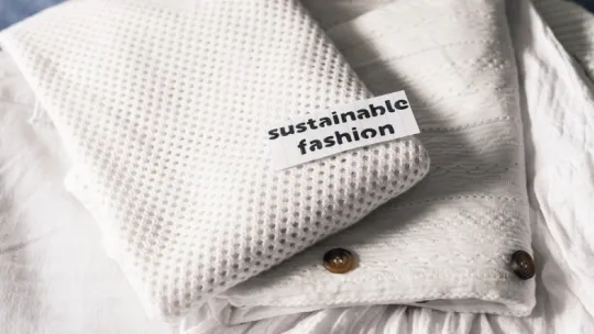 Slow fashion: qué es y cómo funciona