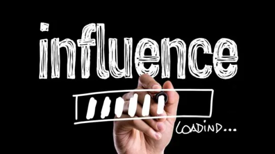 diferencia-entre-influencer-y-microinfluencer-cual-escoger.jpg
