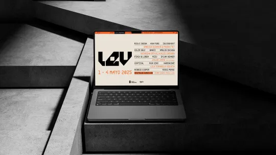 5.mockup_laptop_WEB