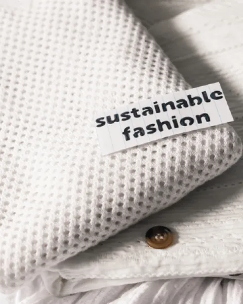 Slow fashion: qué es y cómo funciona