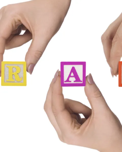 que-es-un-manual-de-marca-y-como-disenarlo-de-forma-creativa.jpg