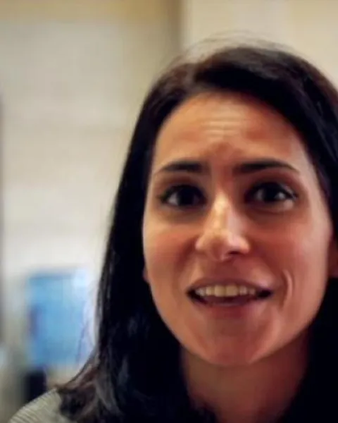 alumna Elena Blocona