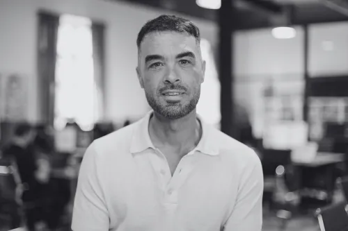 OLMO GARCÍA - DOCENTE ESDESIGN 